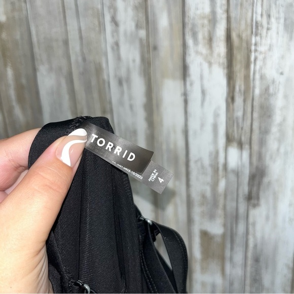 Torrid Wireless Lattice Front One Piece Swimsuit - Picture 7 of 7